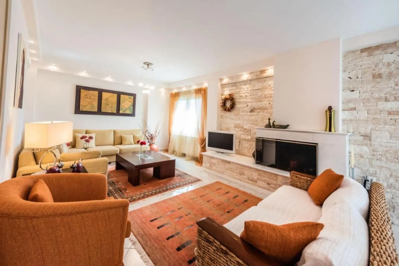 אפאנומי #Maria Villa And Cabin By Halu! Villas 0*,