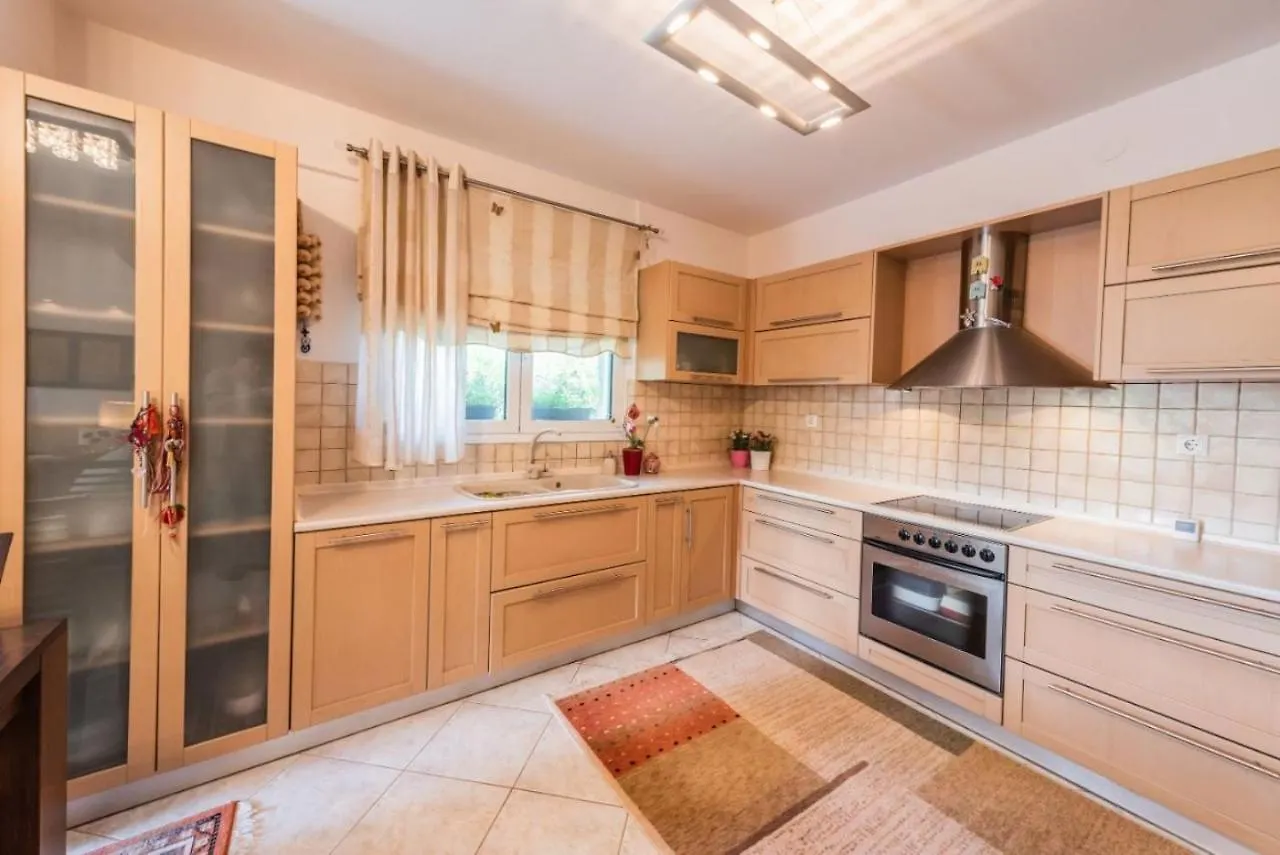 אפאנומי #Maria Villa And Cabin By Halu! Villas דירה