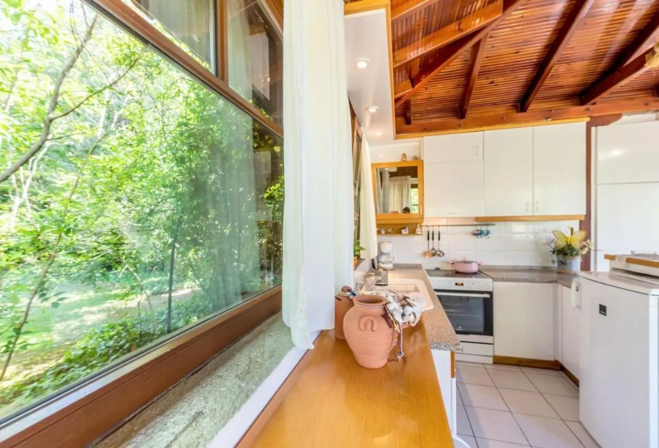 דירה אפאנומי #Maria Villa And Cabin By Halu! Villas יוון